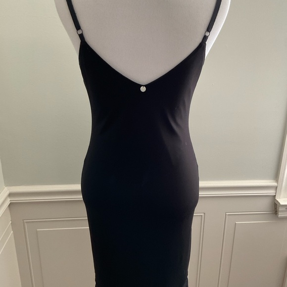 Alice&Olivia Black “Cate” Mesh Stripe V-Neck LBD NWOT - Picture 8 of 12